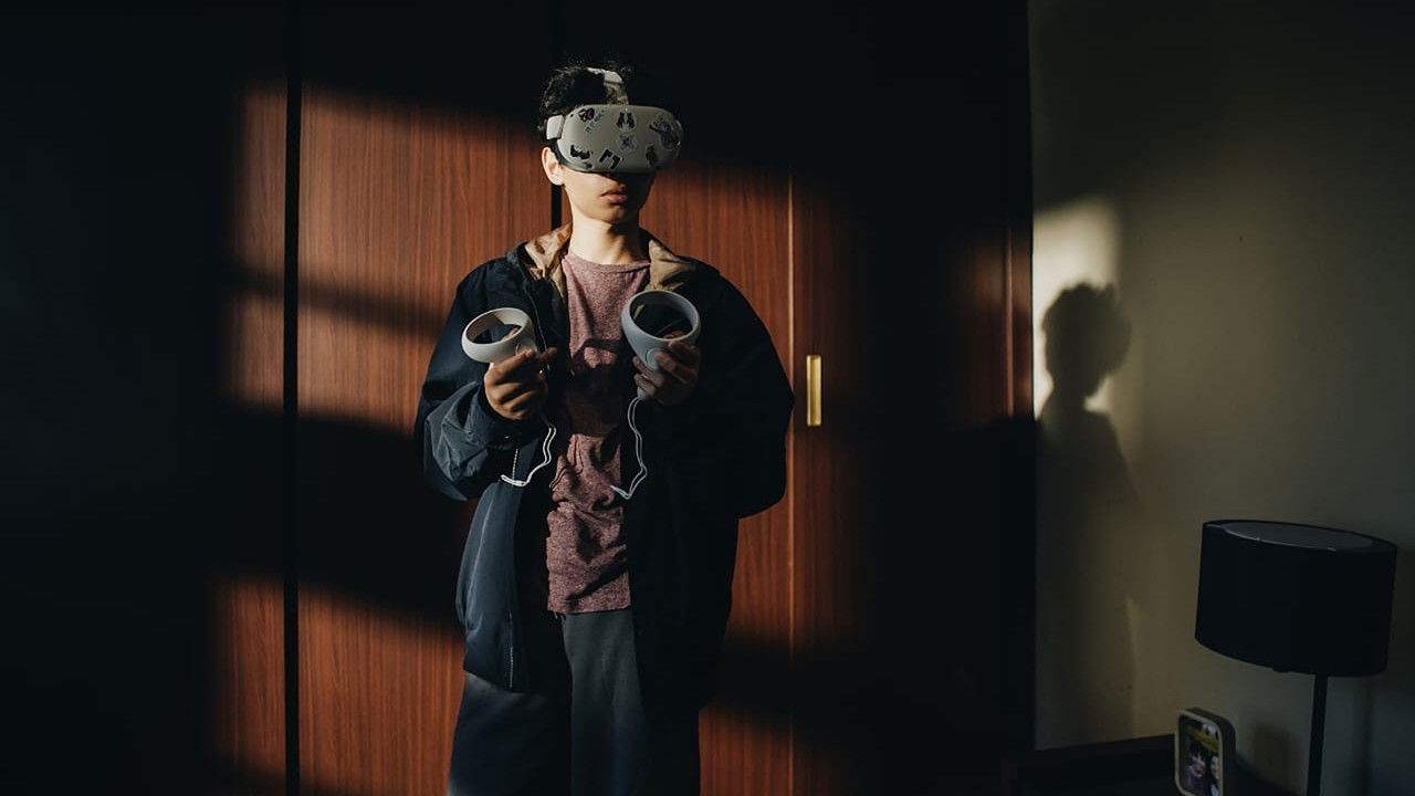 Mothernet Movie Screenshot 5